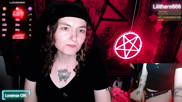 BrandiWRLD 999 online show from 10.30.25