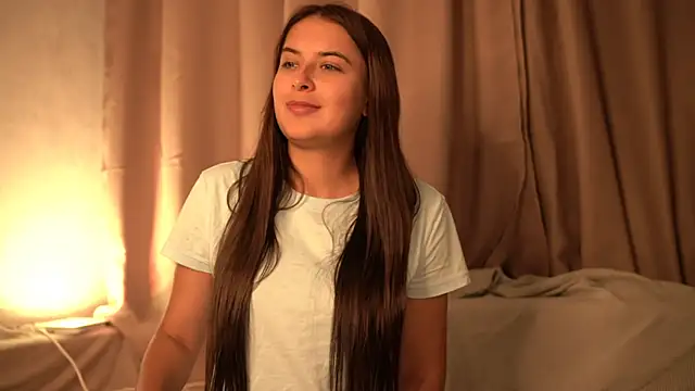 elisa moon online show from 09.26.25