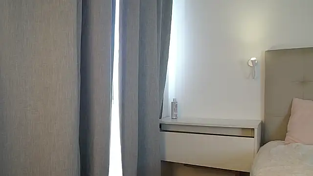 caaatalinalina online show from 12.09.24