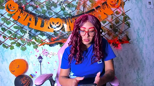 Pamesmith online show from 10.18.25