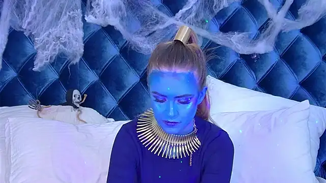 MilanaBalmain online show from 10.29.25