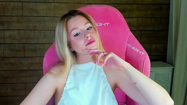 MilanaBalmain online show from 03.02.26