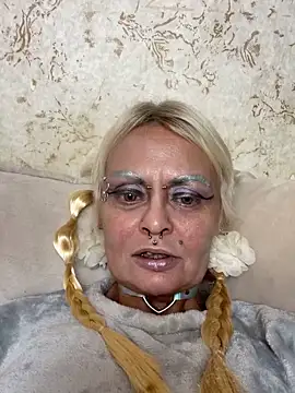 Gardener of Illusions online show from 09.21.25