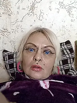 Gardener of Illusions online show from 12.18.25