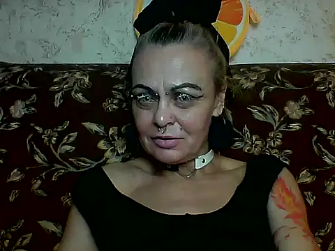 Snapshot of Gardener_of_Illusions chatting on 05.16.26 Gardener of Illusions online show from 05.16.26