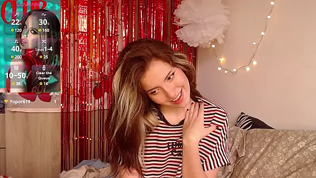 Snapshot of cherrybom969 chatting on 12.13.24 cherrybom969 online show from 12.13.24