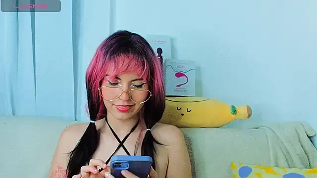 Snapshot of cherrybom969 chatting on 01.24.25 cherrybom969 online show from 01.24.25