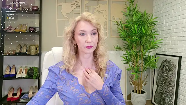 LadyLeea online show from 05.25.26