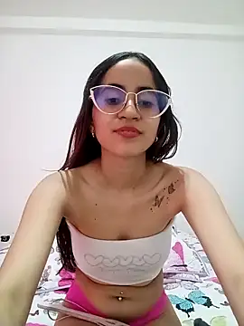 Mia Fischer online show from 03.04.25