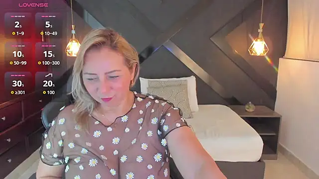 Snapshot of andre_soto_ chatting on 02.18.26 andre soto online show from 02.18.26