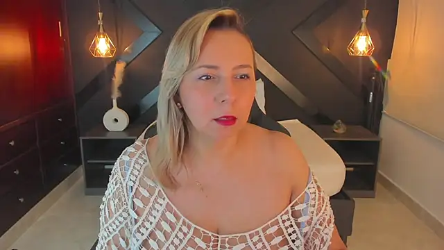 Snapshot of andre_soto_ chatting on 02.26.26 andre soto online show from 02.26.26