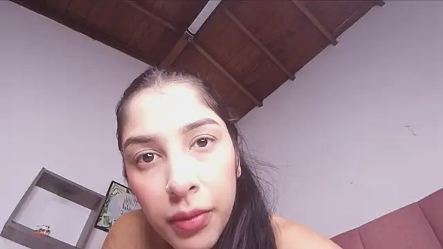 Snapshot of samantha_sw chatting on 02.14.25 samantha sw online show from 02.14.25