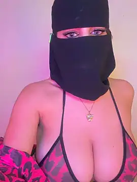 shanelle0 online show from 12.24.24