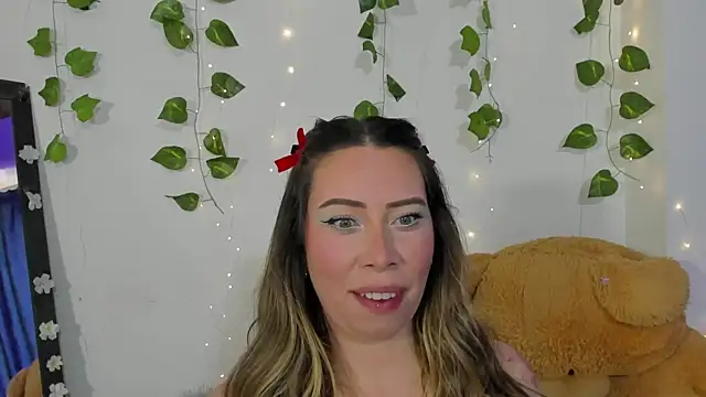 JanneKim online show from 11.19.25