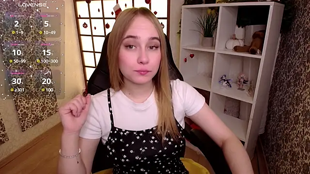 LianaBright online show from 01.30.25