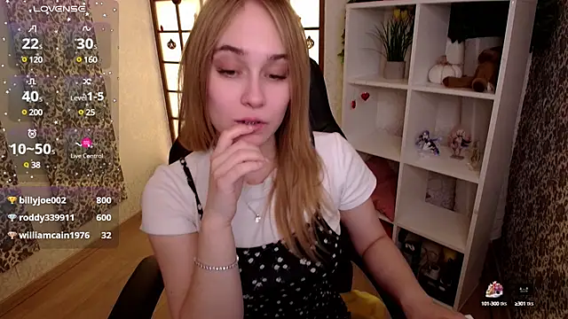 LianaBright online show from 01.30.25