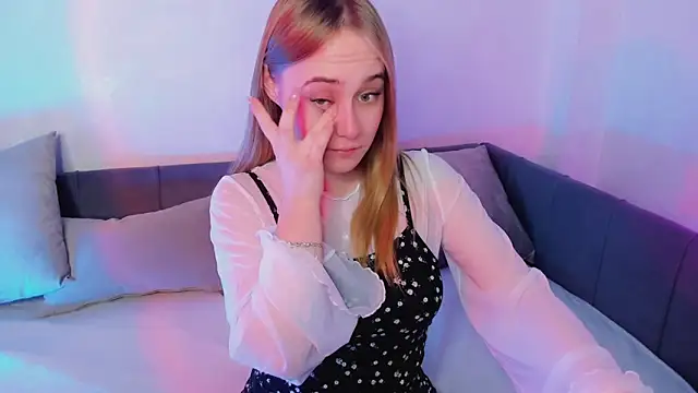 LianaBright online show from 01.31.25