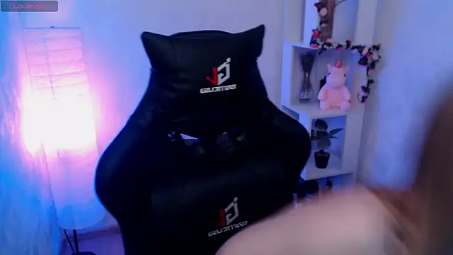 LianaBright online show from 03.03.25