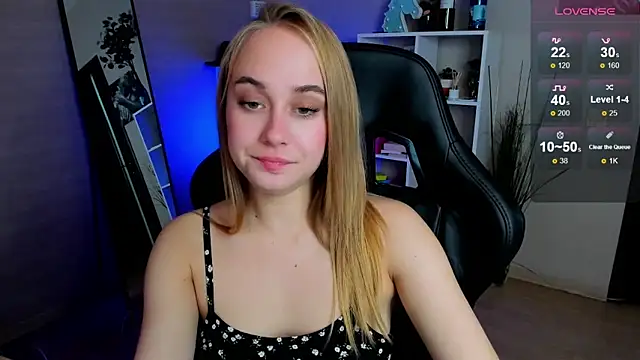 LianaBright online show from 10.12.25