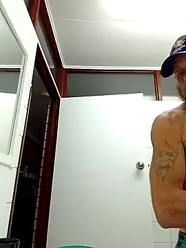 Snapshot of Deonlonely1 chatting on 02.22.25 Deonlonely1 online show from 02.22.25