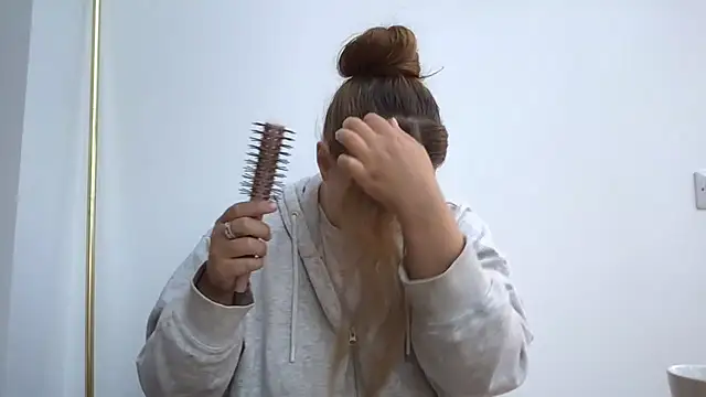 Krystal Tx online show from 09.27.25