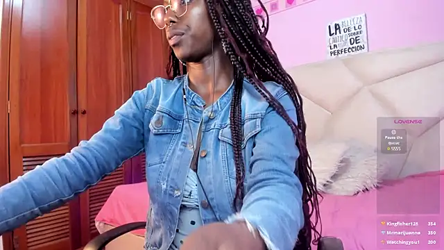 Snapshot of CoccoBele69 chatting on 12.07.24 CoccoBele69 online show from 12.07.24