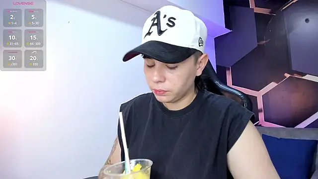 Snapshot of AbbySmiitth_ chatting on 01.31.26 AbbySmiitth online show from 01.31.26