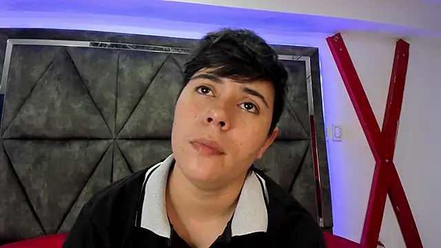 Snapshot of AbbySmiitth_ chatting on 02.19.26 AbbySmiitth online show from 02.19.26