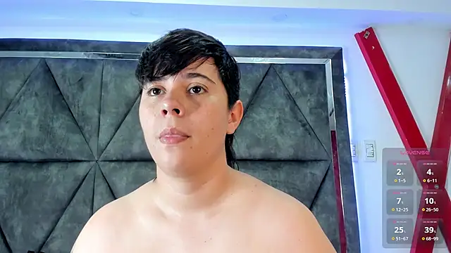 Snapshot of AbbySmiitth_ chatting on 02.25.26 AbbySmiitth online show from 02.25.26