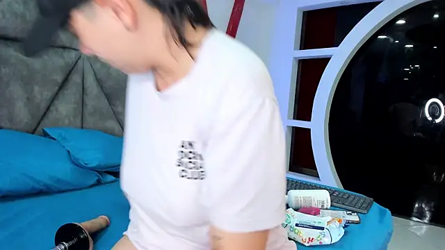 AbbySmiitth  online show from 04.17.26