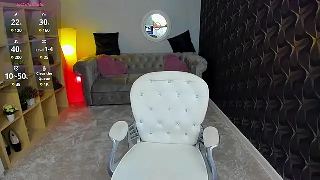 nicolee   19 online show from 02.23.25