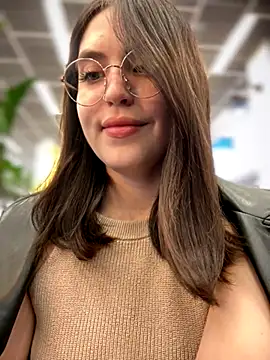 meow girl online show from 10.14.25