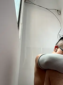 lixiaoshuai8 online show from 10.20.25