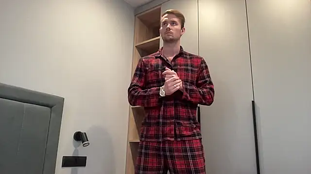 cute mark online show from 09.20.25