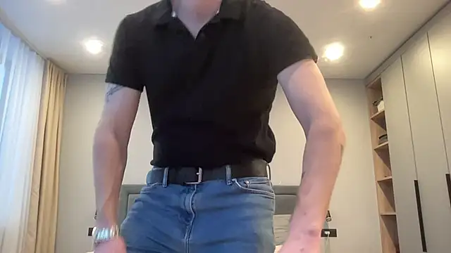 cute mark online show from 01.07.26