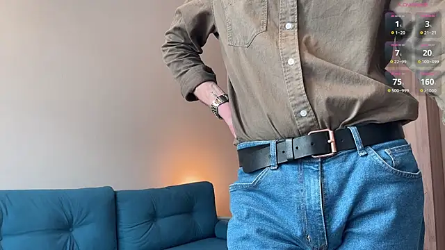 cute mark online show from 04.07.26