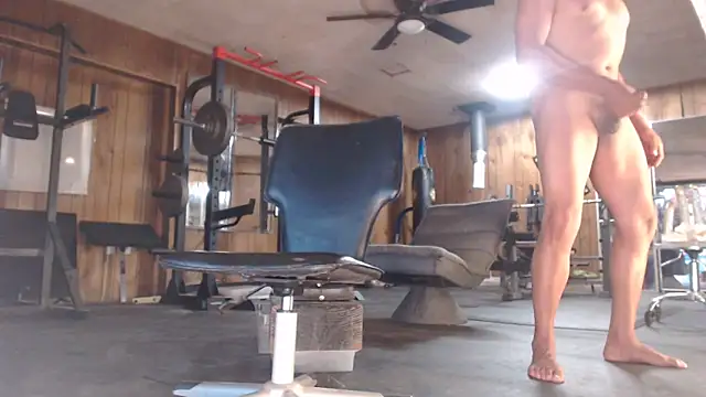 Snapshot of n8vpumpnhump chatting on 05.13.26 n8vpumpnhump online show from 05.13.26