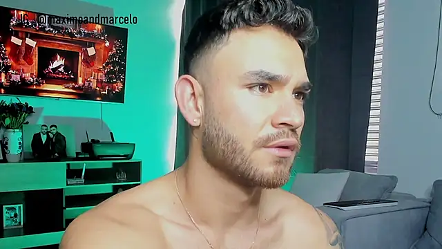 Maximo Marcelo online show from 12.22.24