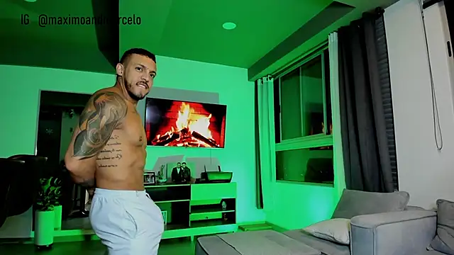 Maximo Marcelo online show from 01.10.25