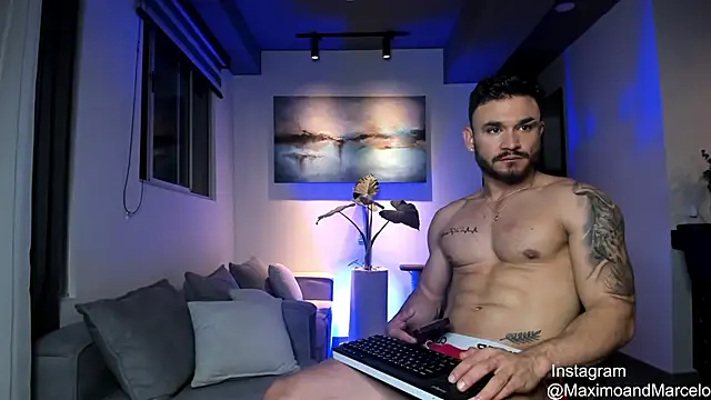 Maximo Marcelo online show from 03.05.25