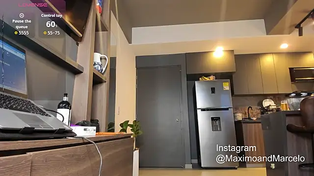 Maximo Marcelo online show from 09.29.25