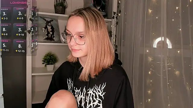 ms elizabethqueen online show from 01.24.25