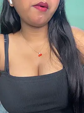 Ishaani 0 online show from 04.07.26