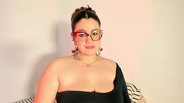 Snapshot of Candelariia_ chatting on 03.17.25 Candelariia online show from 03.17.25