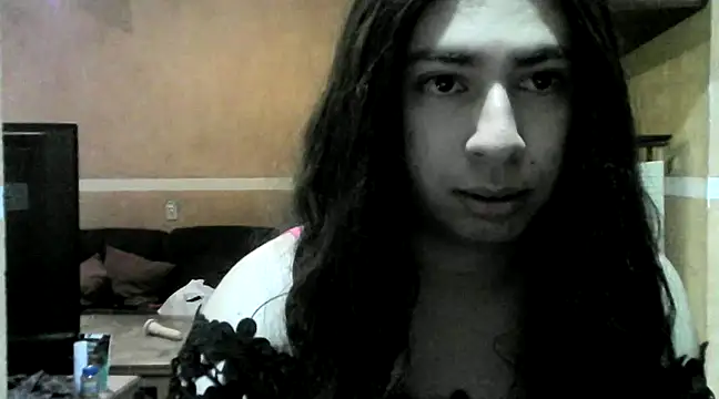 Snapshot of Yasmin_Paez99 chatting on 03.02.25 Yasmin Paez99 online show from 03.02.25