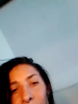 chloewildd  online show from 01.18.25