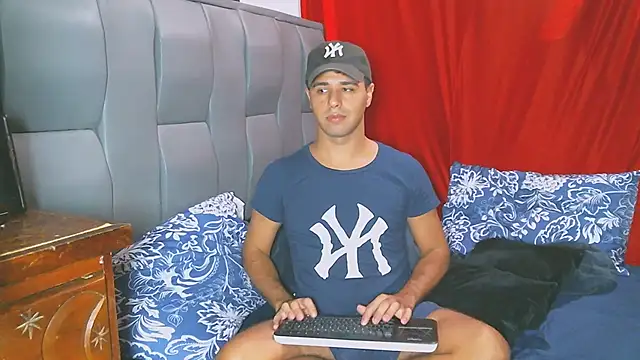 beautiful james online show from 12.04.24