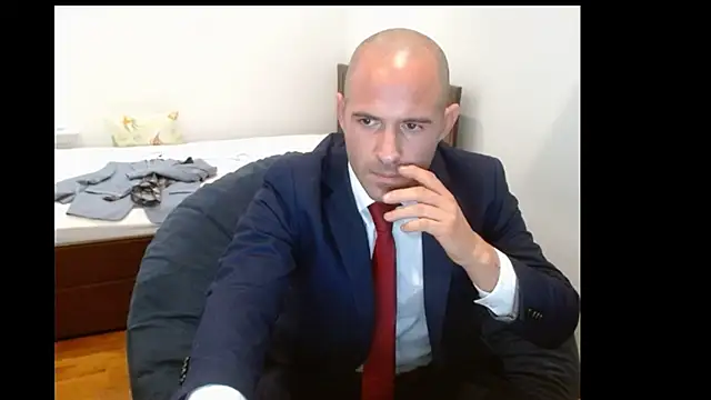 Snapshot of TheNakedPreacher chatting on 11.21.25 TheNakedPreacher online show from 11.21.25