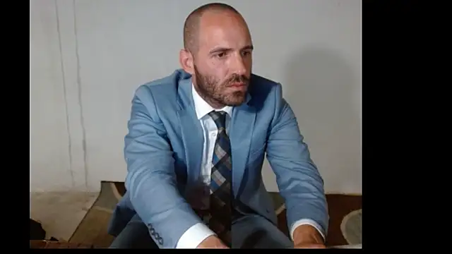 Snapshot of TheNakedPreacher chatting on 12.04.25 TheNakedPreacher online show from 12.04.25