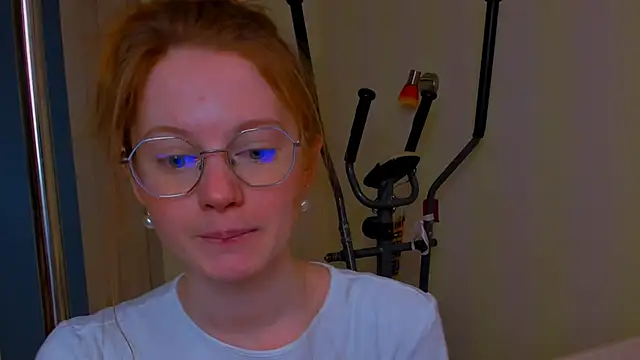 Snapshot of Fire_Luna chatting on 02.05.26 Fire Luna online show from 02.05.26